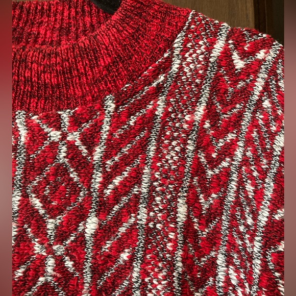 Vintage red pattern sweater - Picture 3 of 5